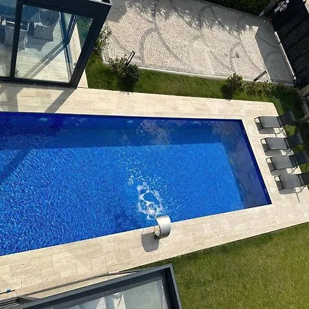 Luxury Ξενοδοχείο