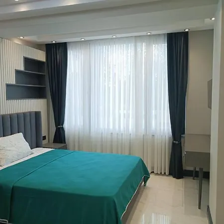 Ξενοδοχείο Luxury *